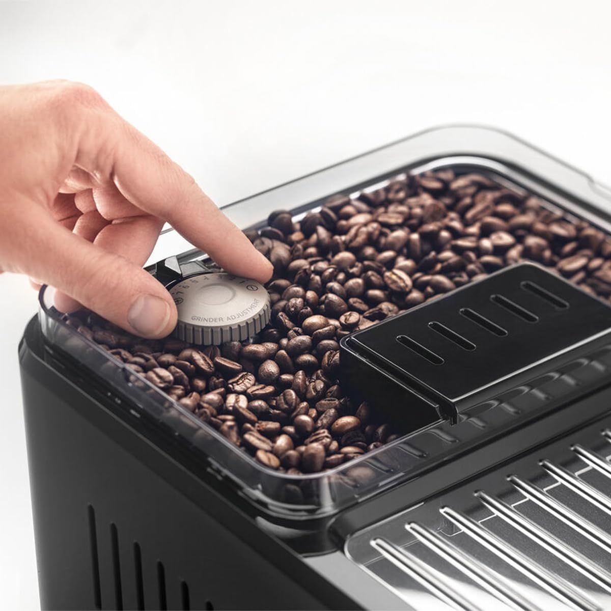 De'Longhi ECAM450.86.T espresso machine - view 3