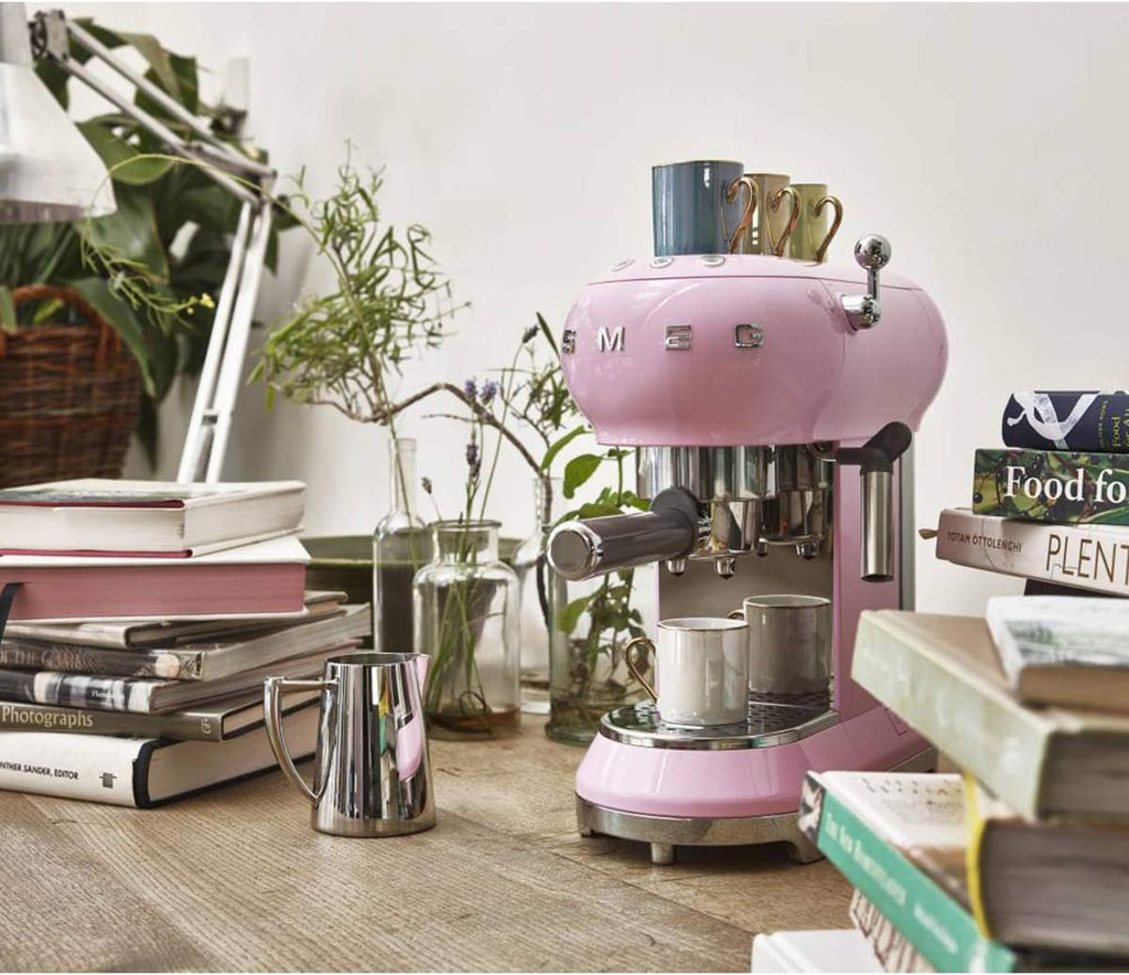 Smeg ECF01PKEU espresso machine - view 5